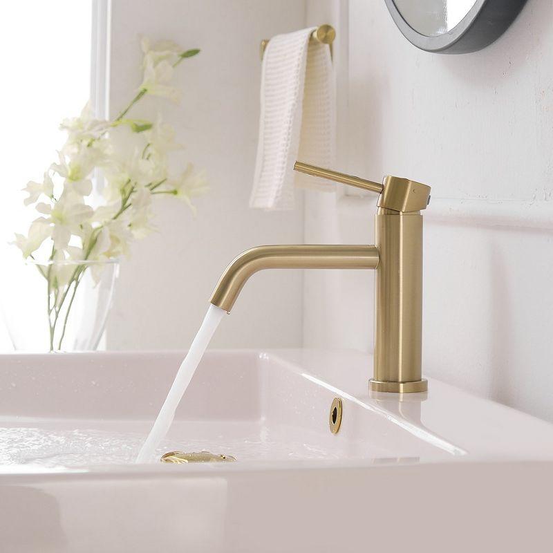 BWE Single Hole Single Handle Bathroom Faucet With Deck Plate