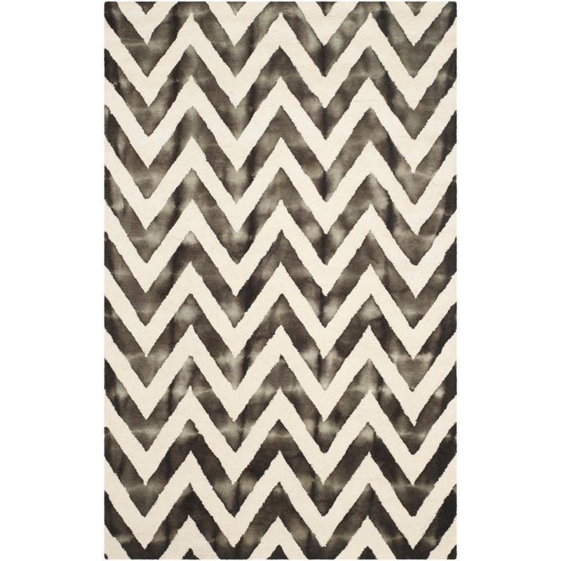 Ivory and Charcoal Hand-Tufted Wool 5' x 8' Rectangular Rug