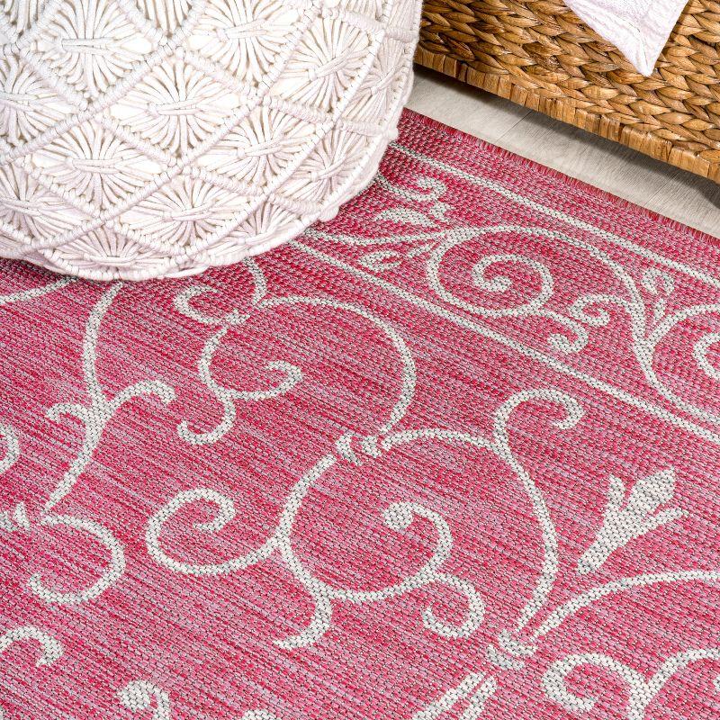 Charleston Vintage Filigree Textured Weave Indoor/Outdoor Area Rug  - JONATHAN Y