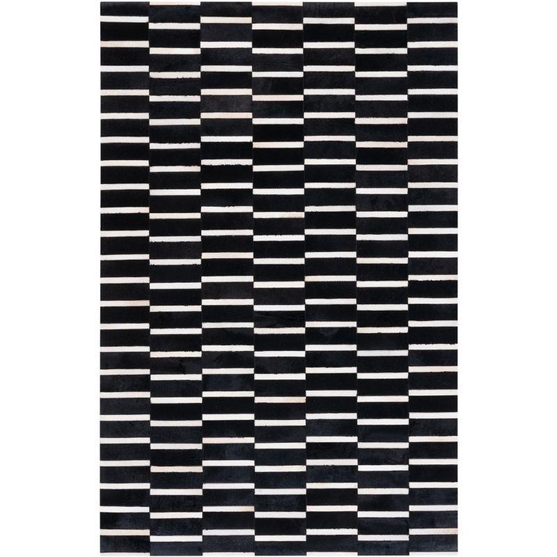 Studio Leather STL821 Hand Woven Area Rug - Black/Beige - 5'x8' - Safavieh.