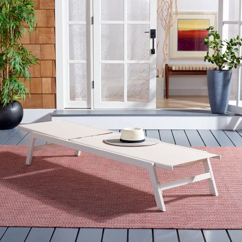 Fionne Sunlounger - Outdoor - PAT9038 - White/Beige -Safavieh