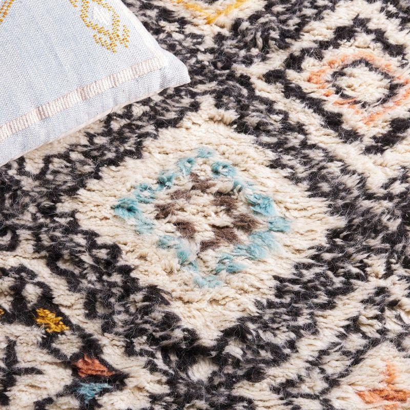 Kenya KNY822 Hand Knotted Area Rug - Natural/Multi - 6'x9' - Safavieh.