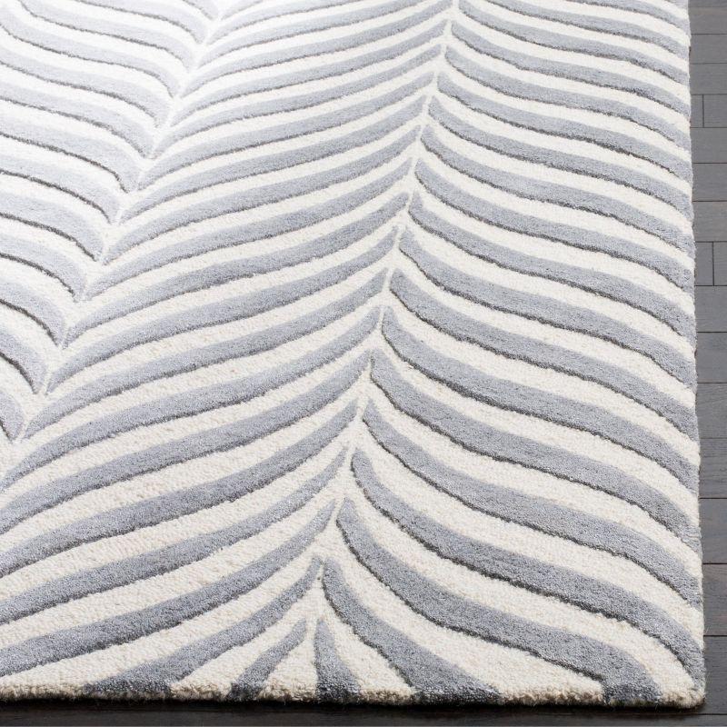 Bella BEL135 Hand Tufted Area Rug  - Safavieh