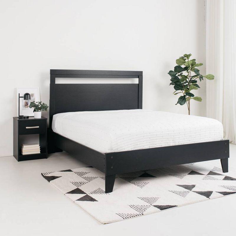 Signature Design by Ashley Queen Finch Platform Bed Black : Modern Style, MDF Frame, No Box Spring Needed