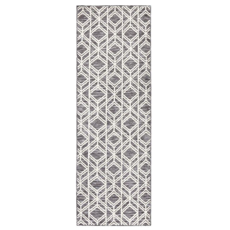 Town & Country Living TOWN & COUNTRY EVERYDAY Walker Modern Diamond Everwash Non-Slip Backing Kitchen Mat