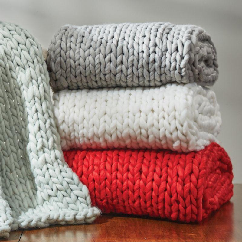 Park Designs White Chunky Knit Throw