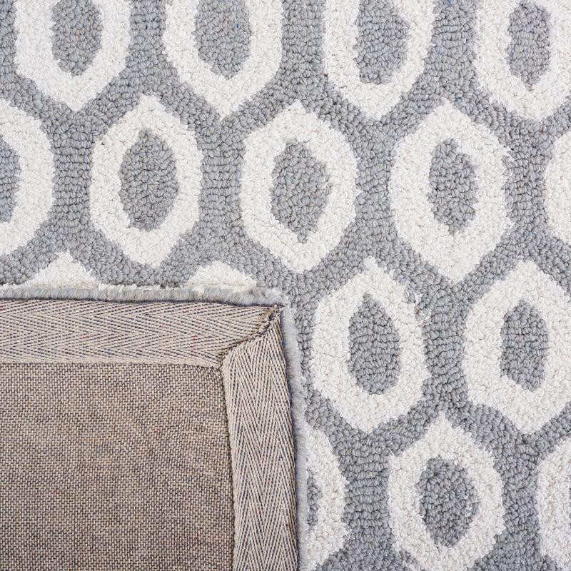 Capri CPR708 Tufted Indoor Area Rug - Ivory/Grey - 8'x10' - Safavieh