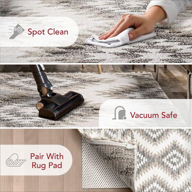 Nuloom Adelade Southwestern 4x6 Shag Indoor Area Rug for Living Room Bedroom Dining Room Nursery Kitchen, Beige/Ivory