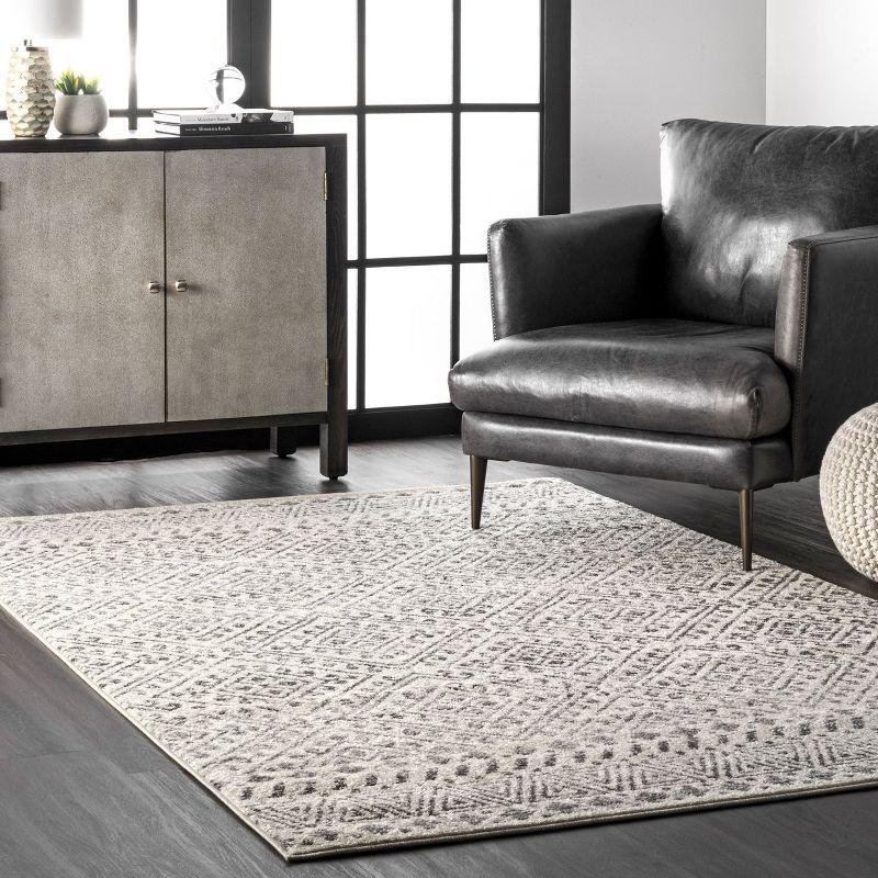 Nuloom Camila Geometric 7x9 Indoor Area Rug for Living Room Bedroom Dining Room Kitchen, Off White/Ivory