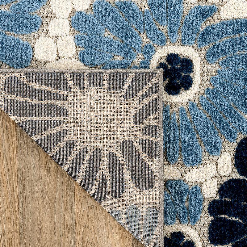 World Rug Gallery Palermo Modern Floral Indoor/Outdoor Area Rug - Navy 5' x 7':  Weather-Resistant,  Low Pile,  Botanical Pattern