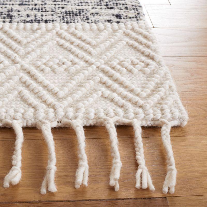 Natura NAT298 Hand Woven Indoor Area Rug - Ivory/Black - 6'x6' - Safavieh