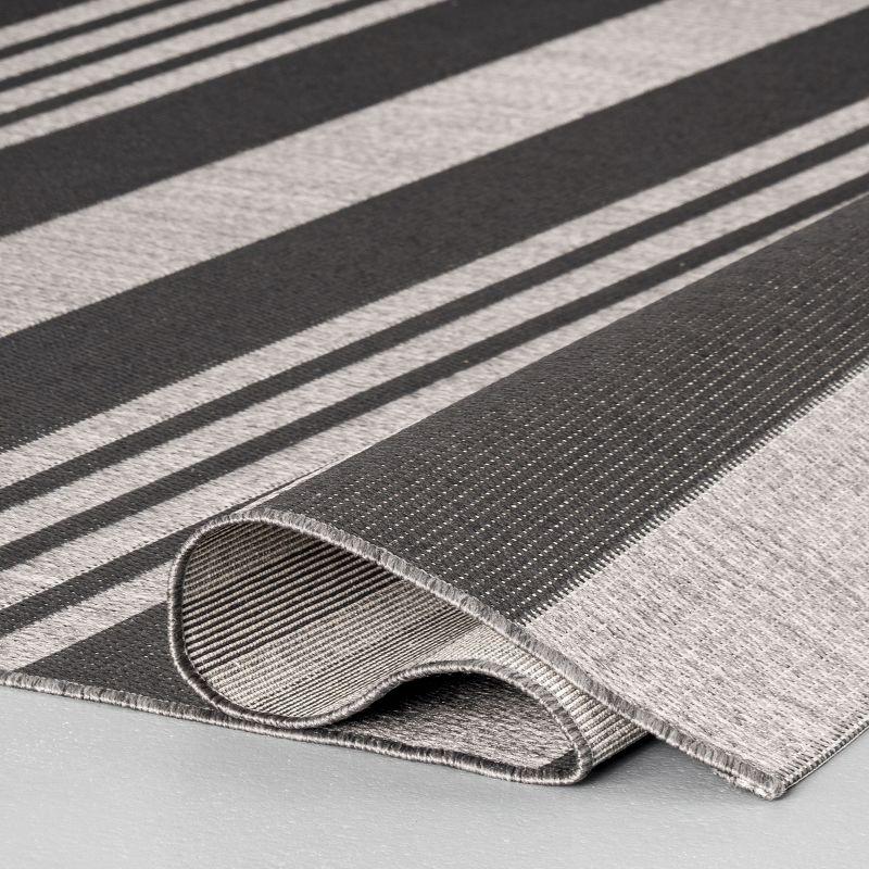 Nuloom Robin Multi Stripe Indoor/Outdoor Area Rug