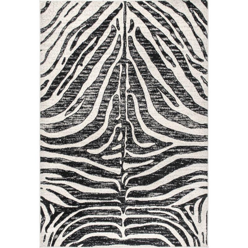 Reversible Black Zebra Stripes Synthetic Area Rug, 6'7" x 9'