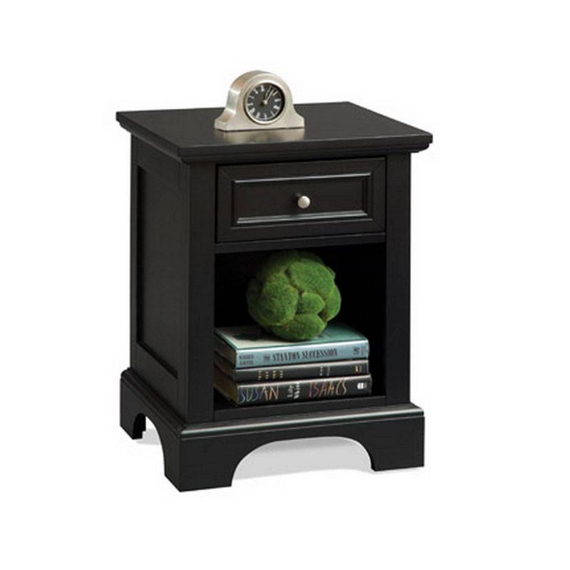 Stately Bedford Black Nightstand with 1 Drawer - Sleek Design