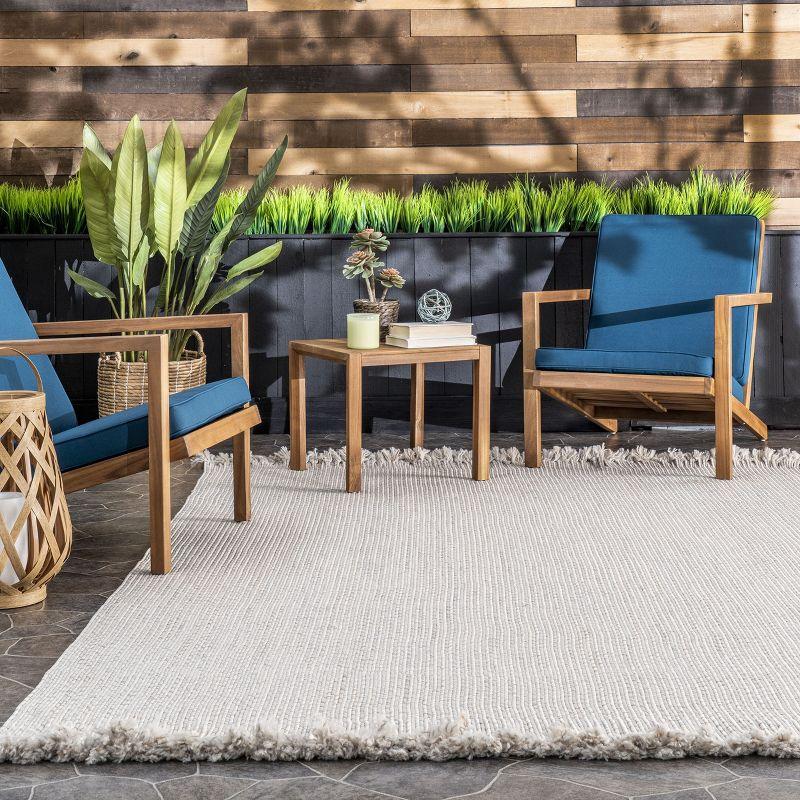 Nuloom Braided Courtney Tassel Indoor/Outdoor Area Rug, Square 6', Ivory