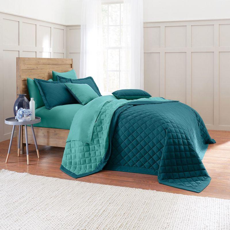 BrylaneHome BH Studio Reversible Quilted Bedspread - Full, Peacock Turquoise