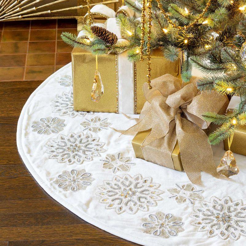 White and Silver Cotton Holiday Tree Skirt