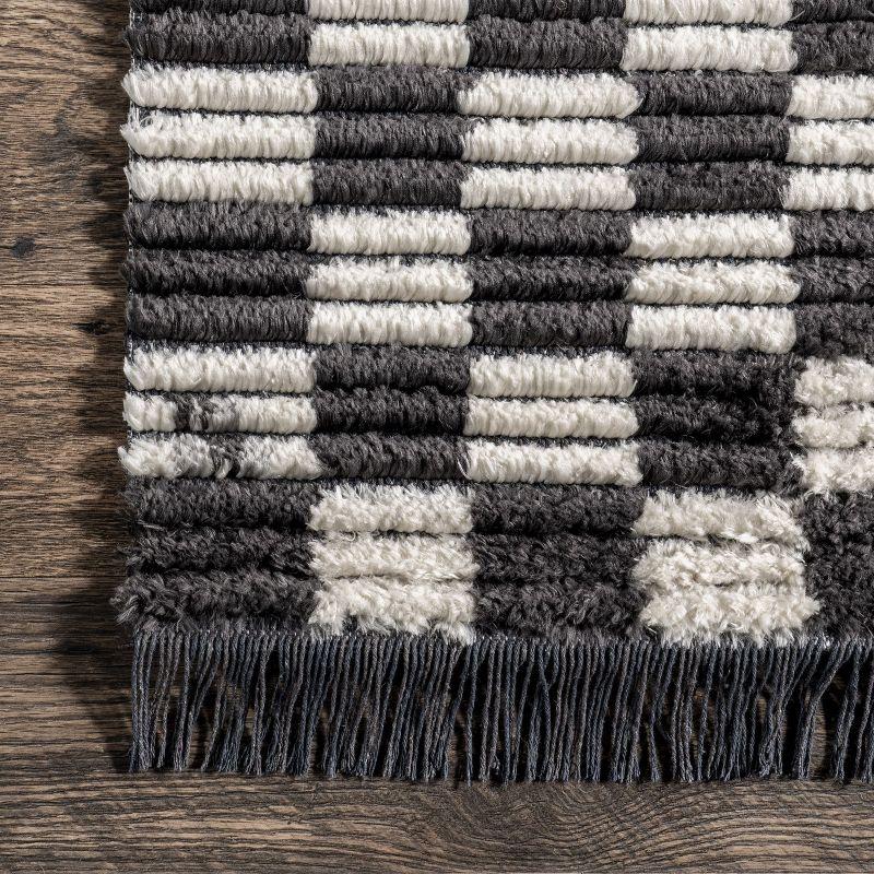 Nuloom Pania Geometric 4x6 Indoor Area Rug for Living Room Bedroom Dining Room Kitchen, Dark Grey