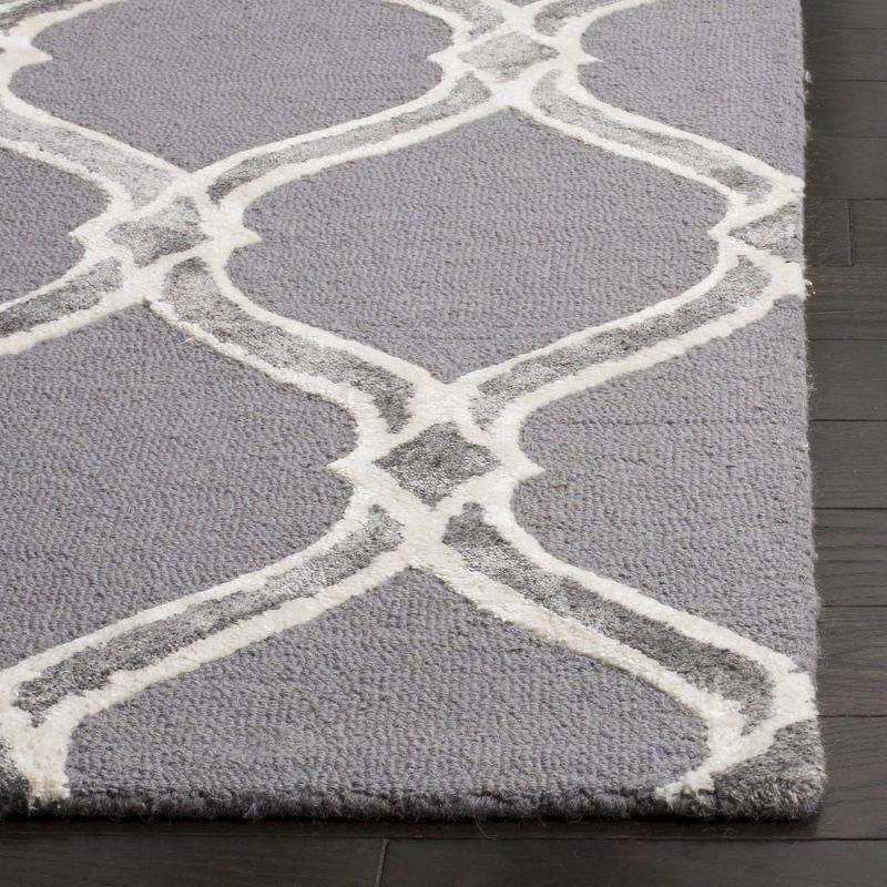 Handmade Dark Grey and Ivory Wool Area Rug, 3' x 5'