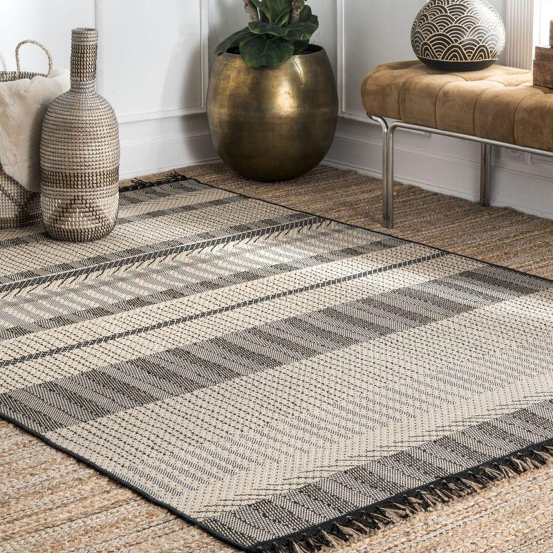 Gray Geometric Moroccan Indoor/Outdoor Area Rug