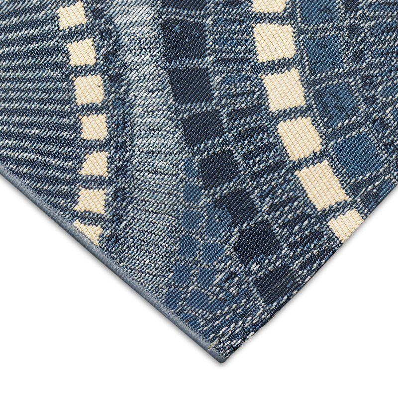 Liora Manne Marina Circles Indoor/Outdoor Rug Delft 1'11" x 7'6"