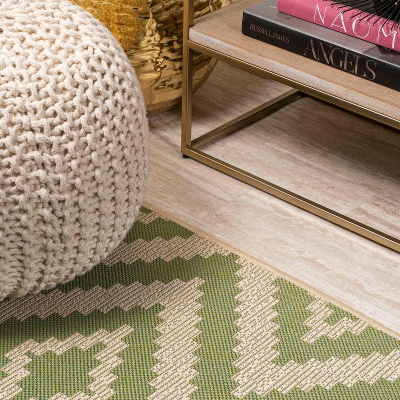 2'x10' Sintra Diamond  Indoor/Outdoor Runner Rug, Green/Cream - JONATHAN Y