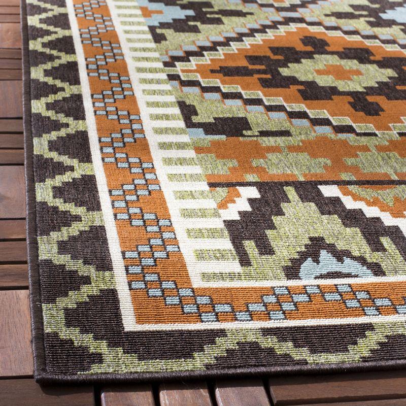 Veranda VER096 Power Loomed Indoor/Outdoor Area Rug - Green/Terracotta - 4'x5'7" - Safavieh