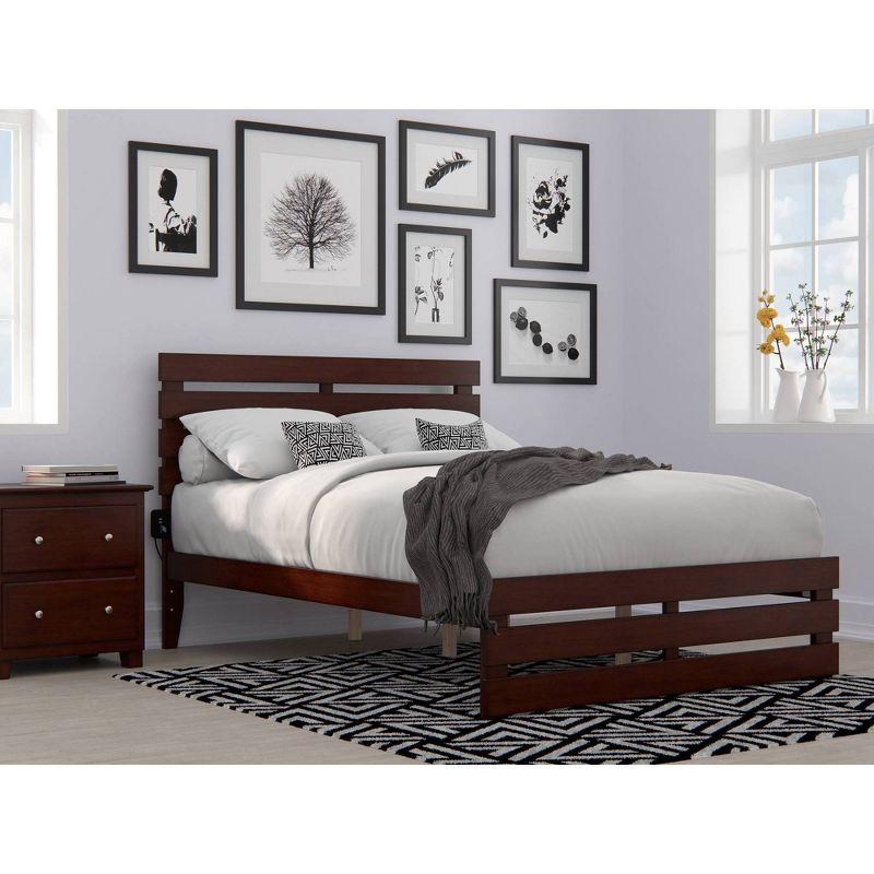 Oxford Bed with Footboard and USB Turbo Charger - AFI