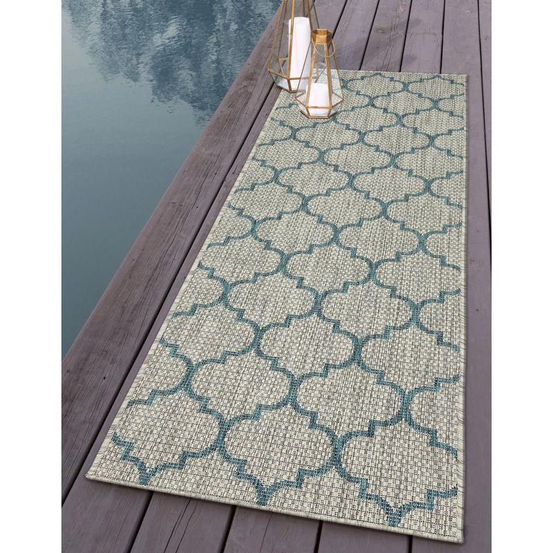 Gray Trellis Synthetic Flat Woven Outdoor Runner Rug