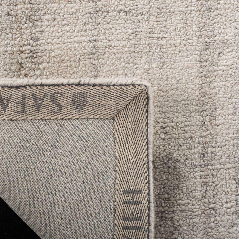 Abstract ABT141 Handmade Indoor Area Rug - Light Grey - 4'x4' - Safavieh