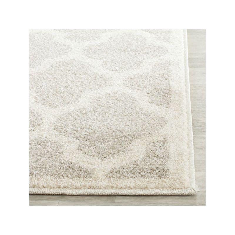 Amherst AMT420 Power Loomed Indoor Accent Rug - Light Grey/Beige - 2'6"x4' - Safavieh