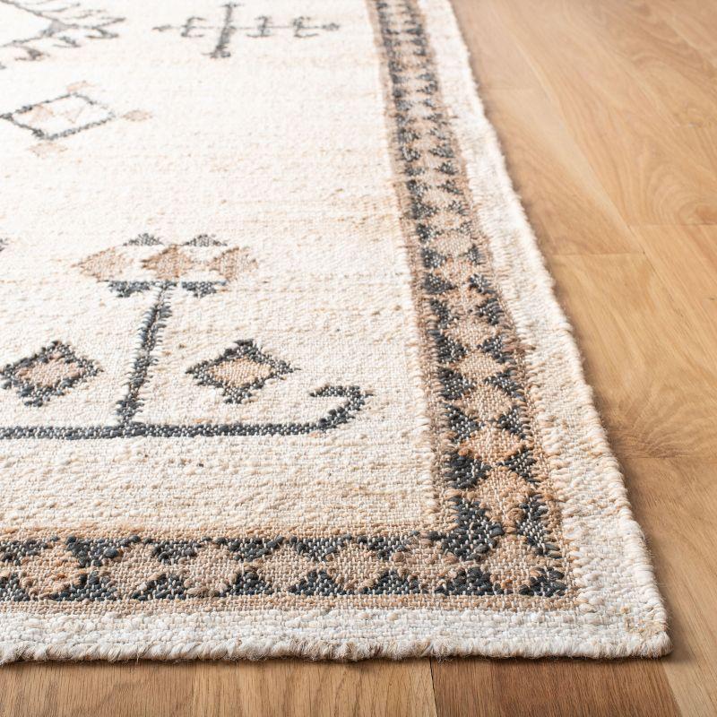 Kilim KLM762 Flat Weave Accent Rug - Ivory/Black - 3'x5' - Safavieh