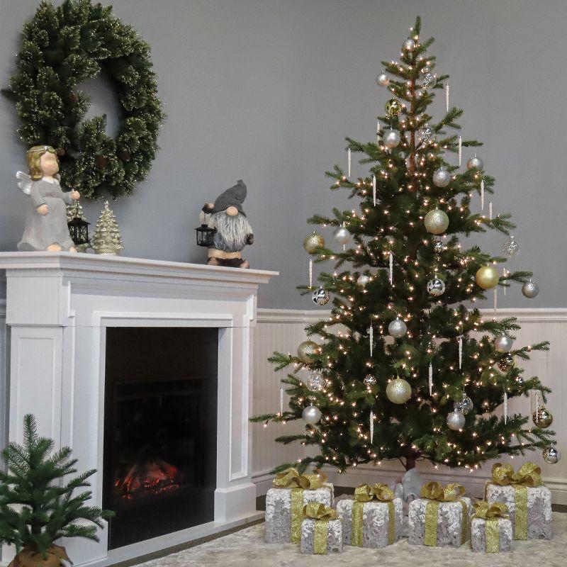 7.5' Unlit Norwegian Spruce Artificial Christmas Tree - National Tree Company