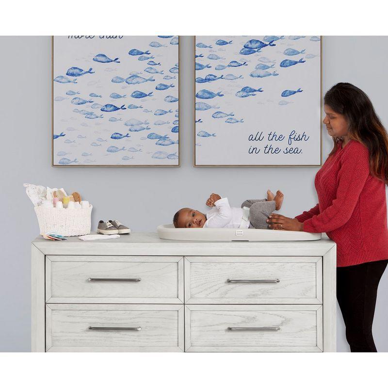The DOM Family Evolur Eva Changing Pad