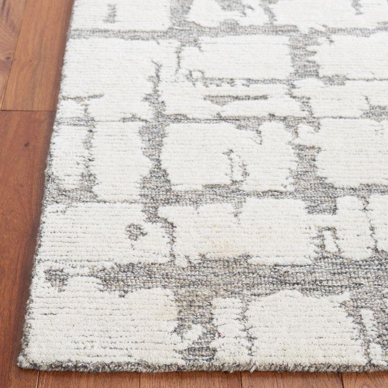 Martha Stewart Hand-Tufted Light Grey Wool Rectangular Rug