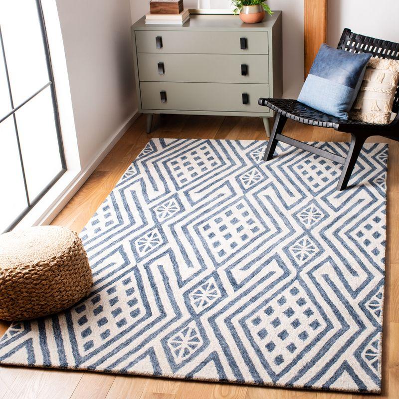 Micro-Loop MLP611 Hand Tufted Area Rug - Blue/Ivory - 8'x10' - Safavieh.
