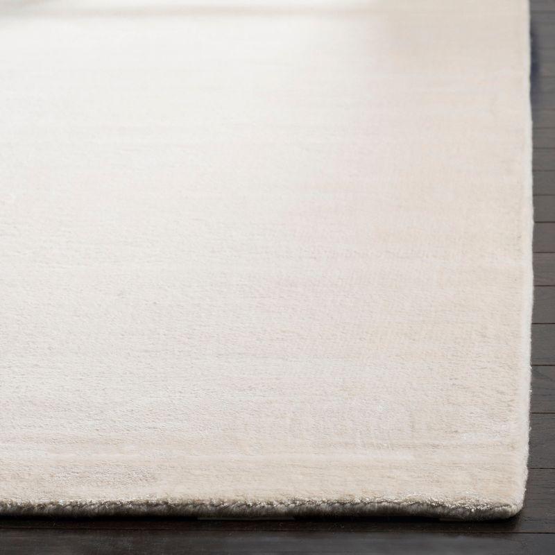 Mirage MIR344 Hand Loomed Indoor Area Rug - White - 5'x8' - Safavieh