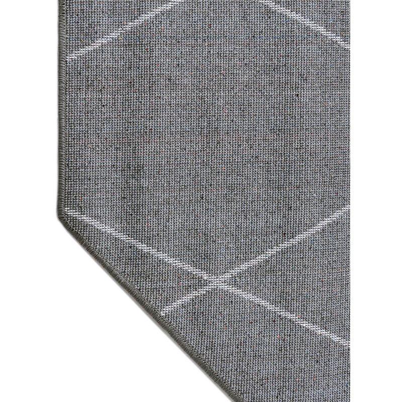 Dark Gray Octagon Synthetic Trellis Stain-Resistant Rug