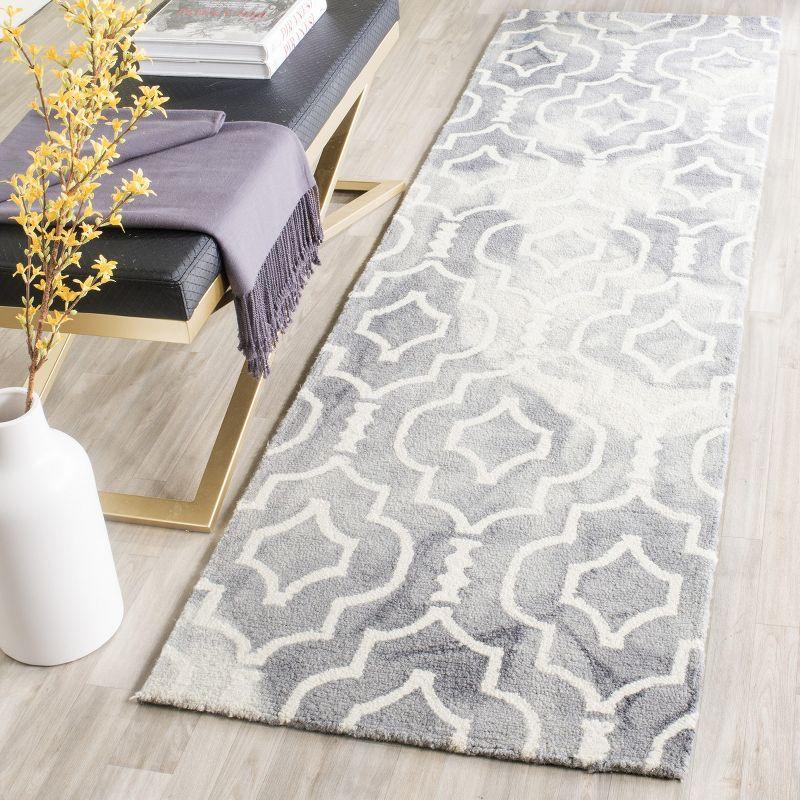 Dip Dye DDY538 Hand Tufted Indoor Runner - Grey/Ivory - 2'3"x12' - Safavieh