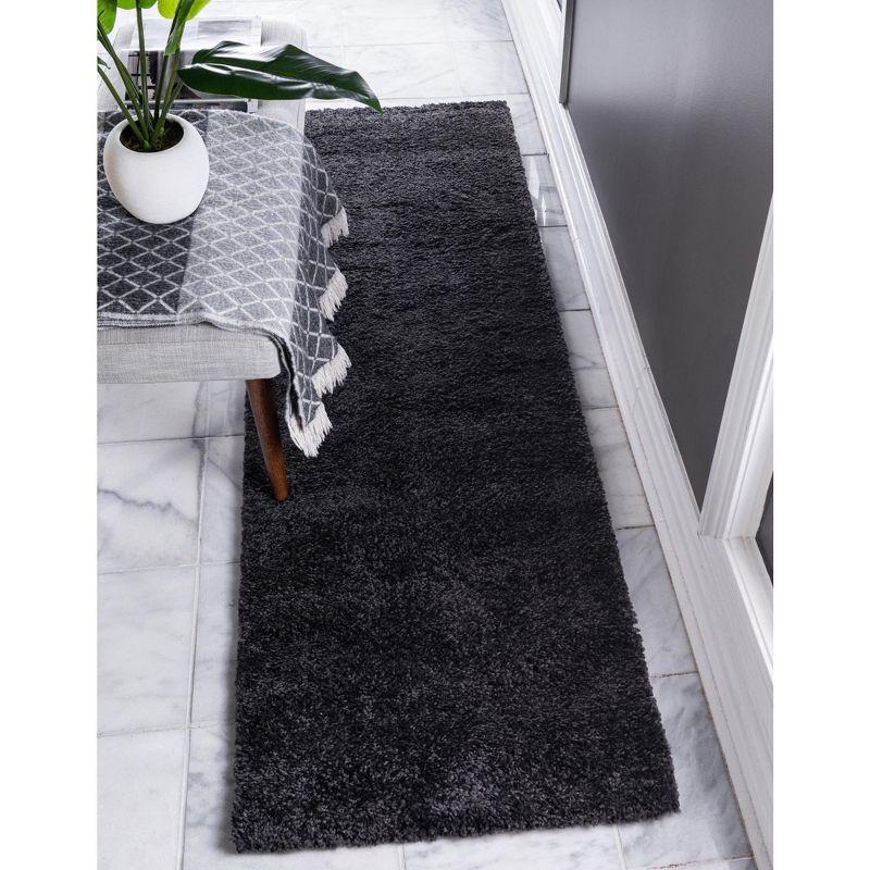 Charcoal Black Easy-Care Shag Runner Rug for Indoor Use