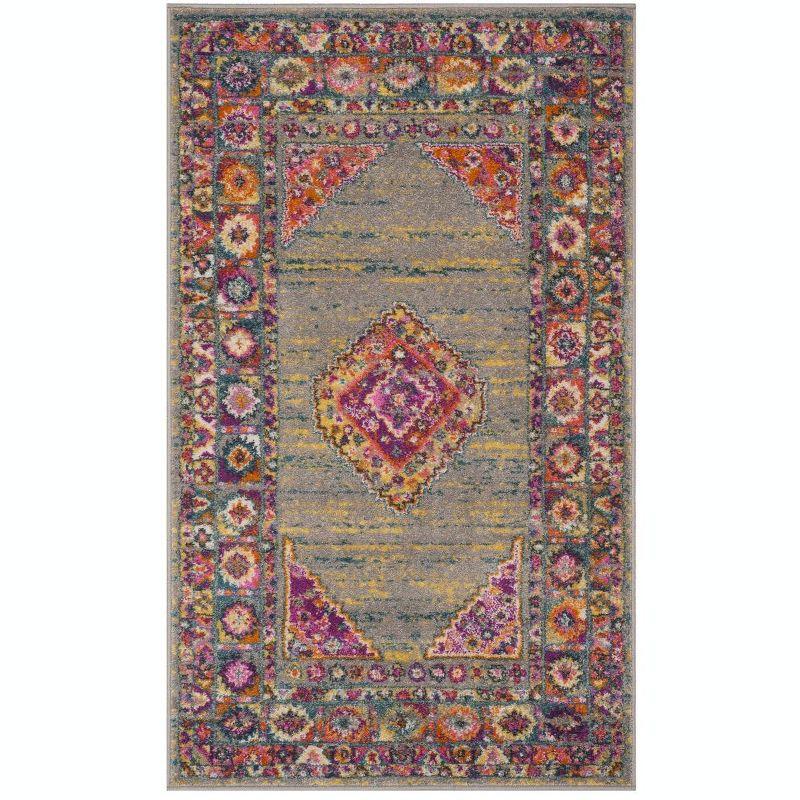 Madison MAD133 Power Loomed Indoor Area Rug - Light Grey/Fuchsia - 4'x6' - Safavieh