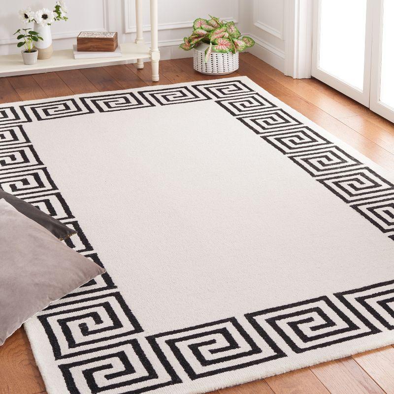 Metro MET275 Hand Tufted Area Rug  - Safavieh