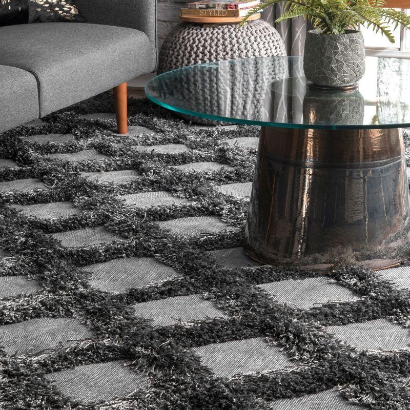 Nuloom Francene Diamond Trellis Shag Indoor Area Rug