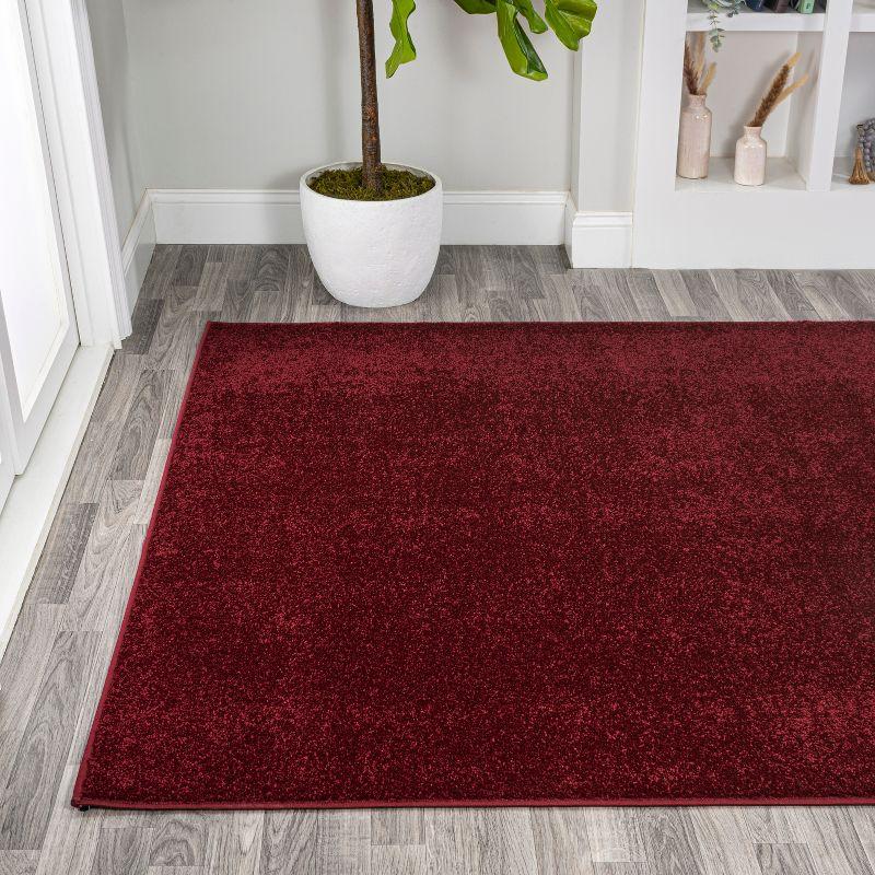 5'x8' Haze Solid Low-Pile, Dark Red - JONATHAN Y