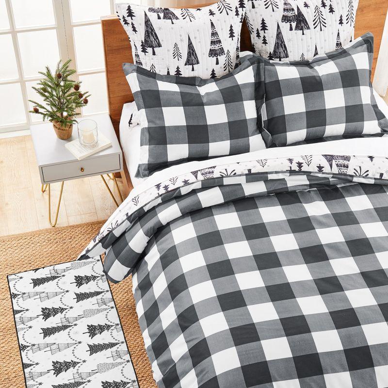 Full Black and White Microfiber Reversible Holiday Comforter Set