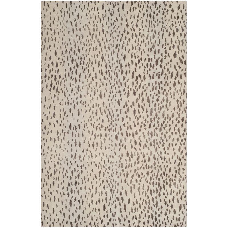 Hand-Knotted Geometric Silver Wool Rug 4' x 6'