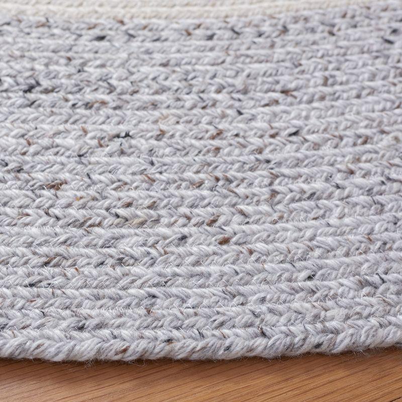 Braided BRD803 Hand Woven Area Rug - Ivory/Light Gray - 3' round - Safavieh.