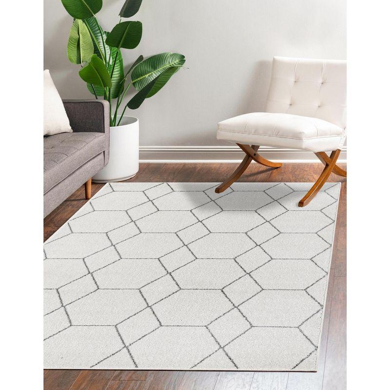 Ivory and Gray Synthetic 4' x 6' Trellis Area Rug