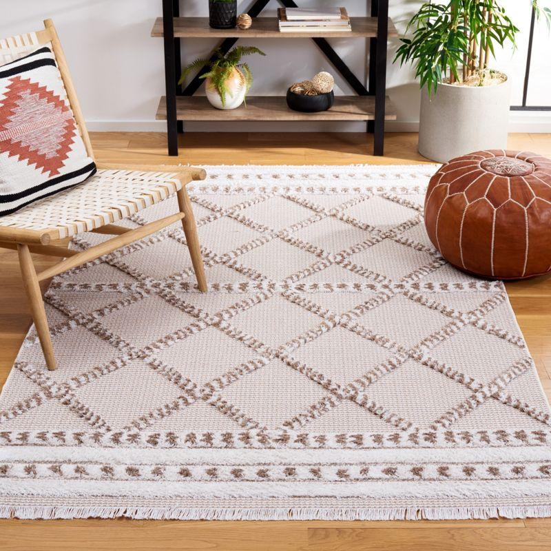 Augustine Ivory & Beige Boho-Mod 4'x6' Synthetic Area Rug