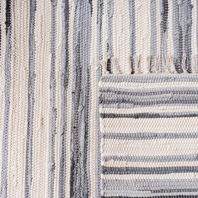 Rag Rug RAR126 Hand Woven Indoor Accent Rug - 2'6"x4' - Ivory/Grey - Safavieh